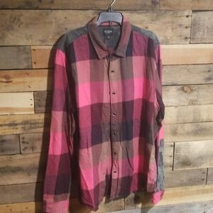 Guess plaid flannel with camo shoulder and sleeves